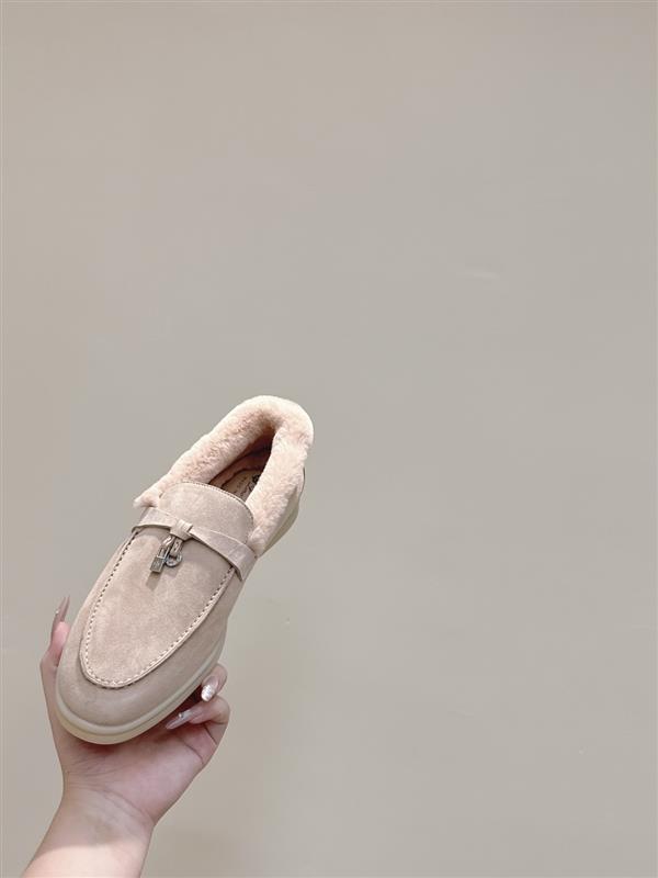 2025126104251953 440